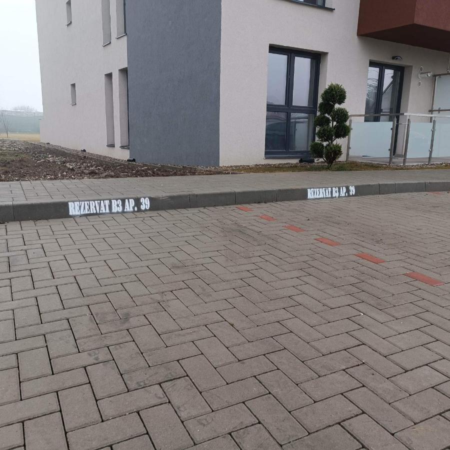 Neue, Moderne Penthousewohnung Sighişoara Exterior foto